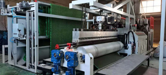 2.6M TPE-PET beschichtende Teppichunterlage-Maschine für künstliches Gras